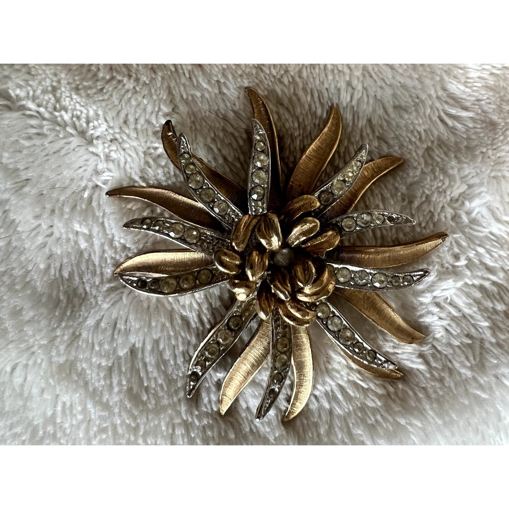 Vintage Coro Gold Silver Tone Brooch Pin *Missing couple stones, see pics